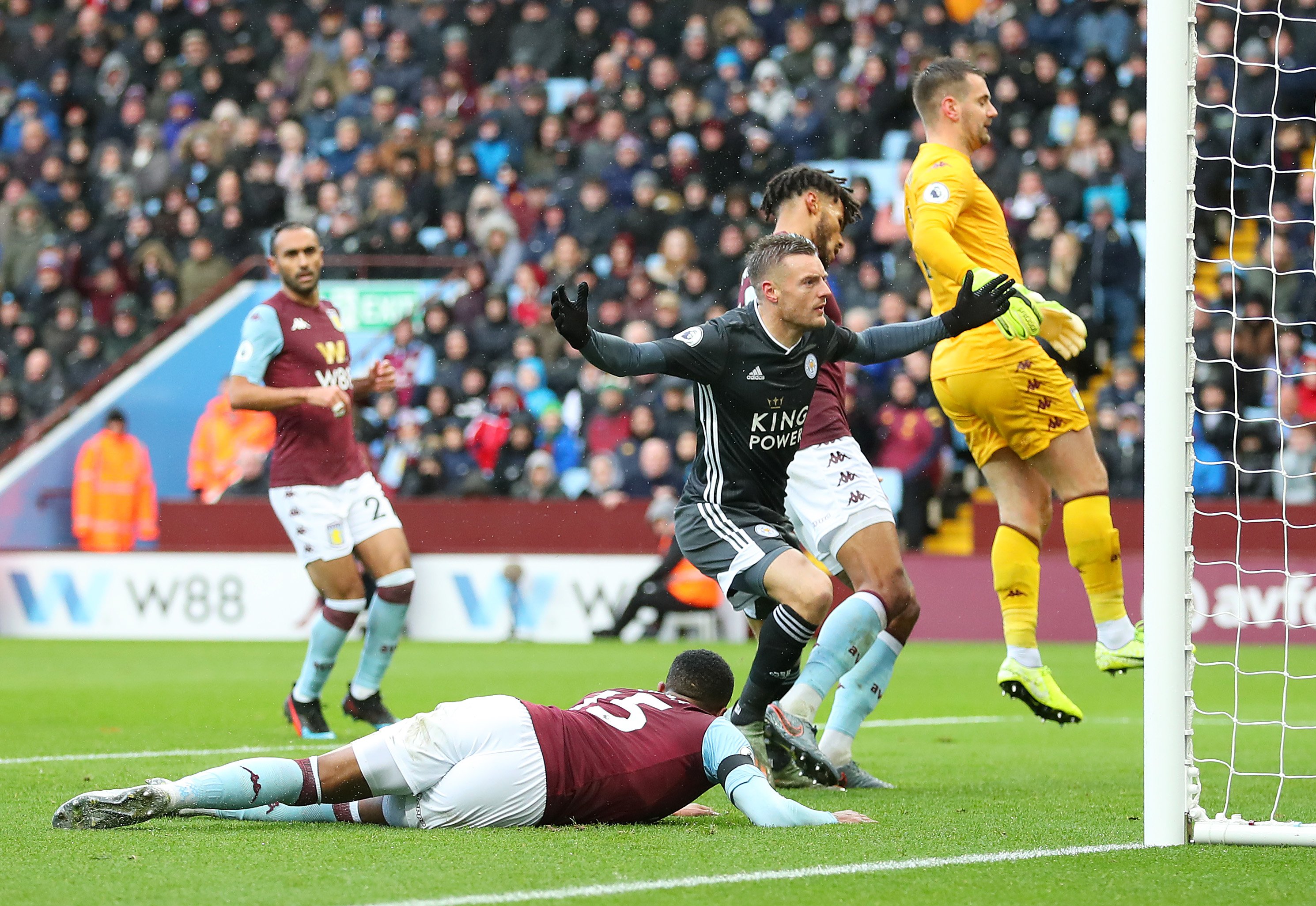 上半场展现 上半场展现